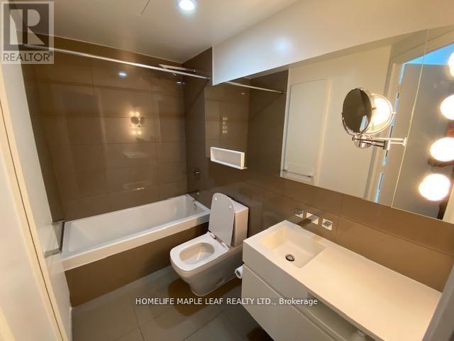 4909 - 45 Charles Street E, Toronto, Ontario  M4Y 0B8 - Photo 11 - C13104032