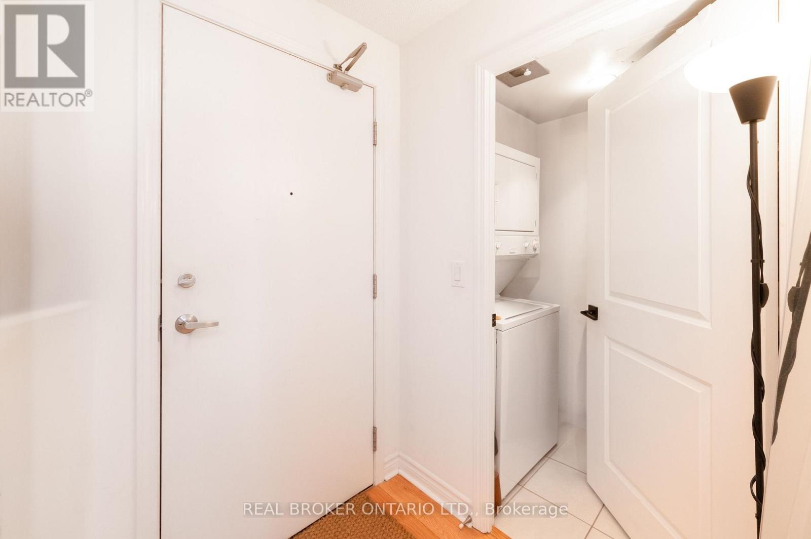 212 - 27 Rean Drive, Toronto, Ontario  M2K 0A6 - Photo 10 - C13104092