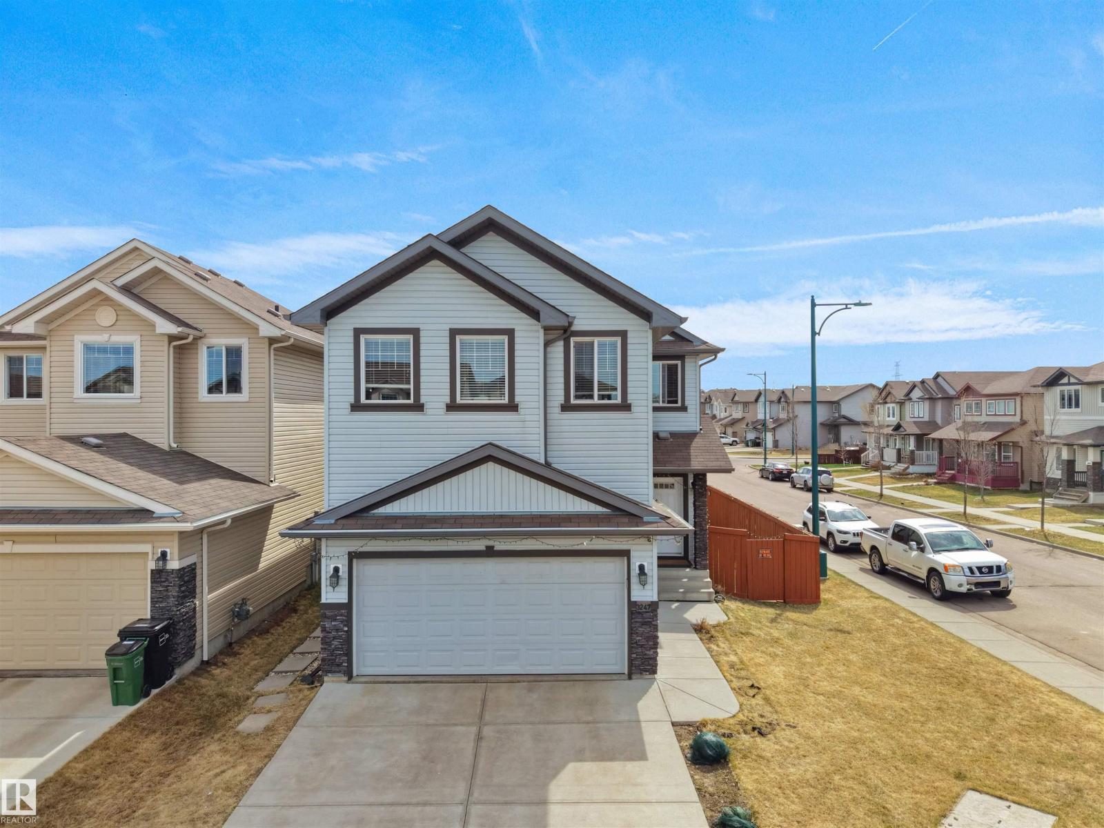 3247 15 AV NW NW, edmonton, Alberta