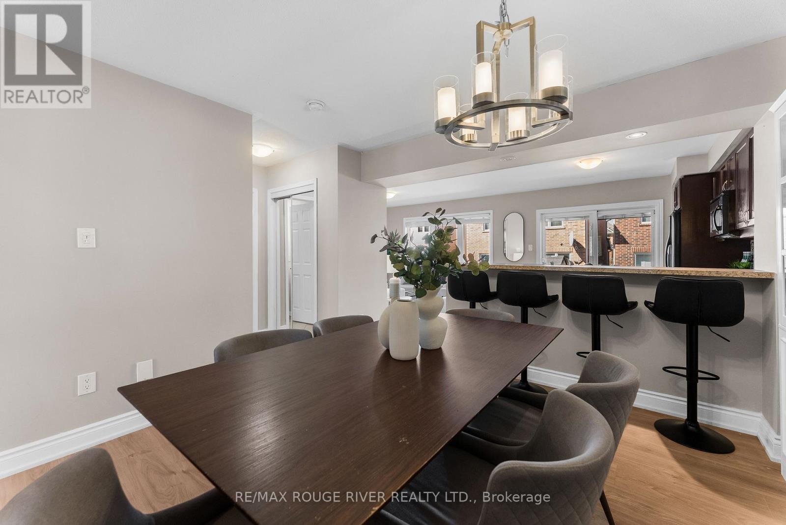 1837 Liatris Drive, Pickering, Ontario  L1X 0A4 - Photo 11 - E13104000