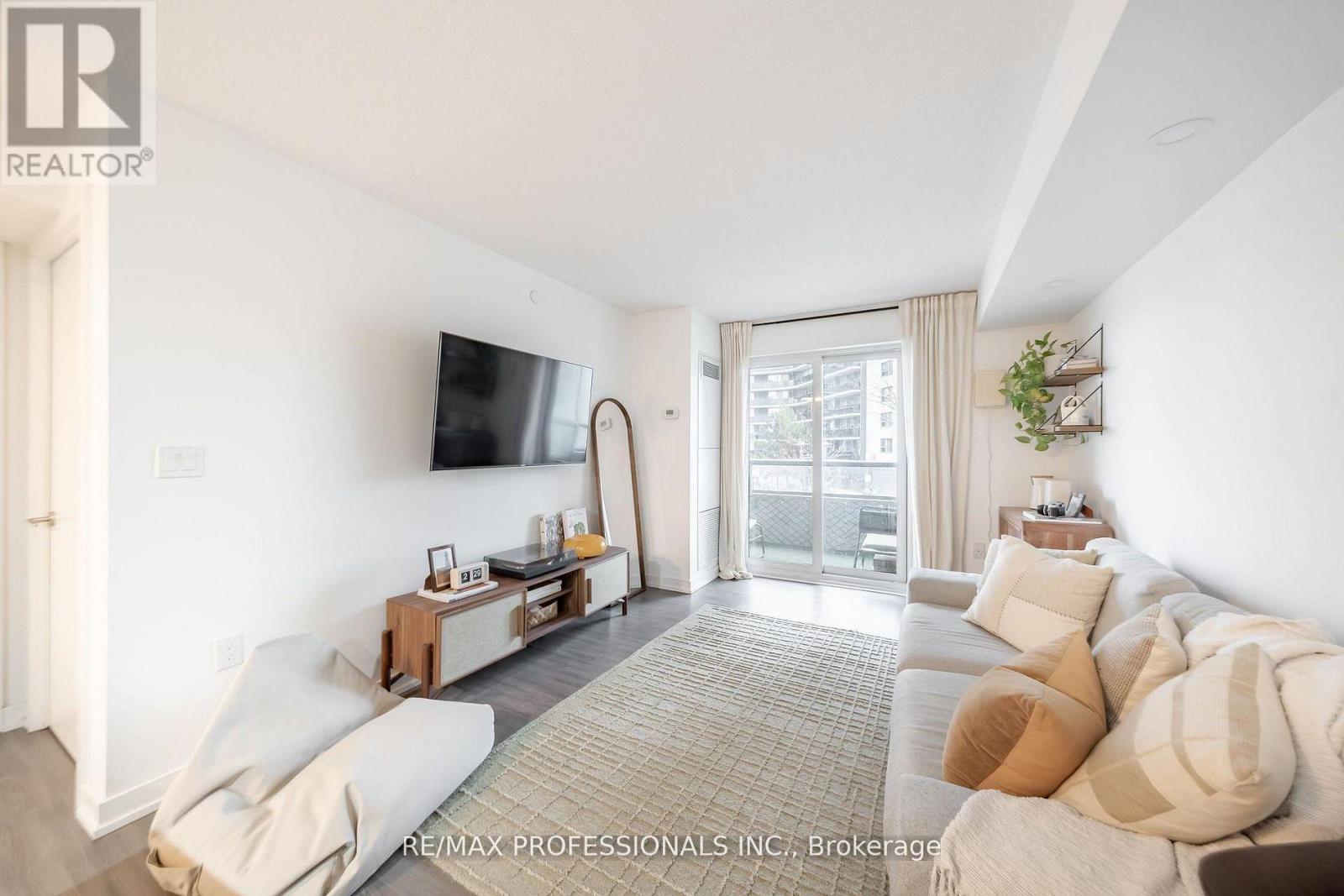 215 - 1346 Danforth Road, Toronto, Ontario  M1J 0A9 - Photo 14 - E13104038
