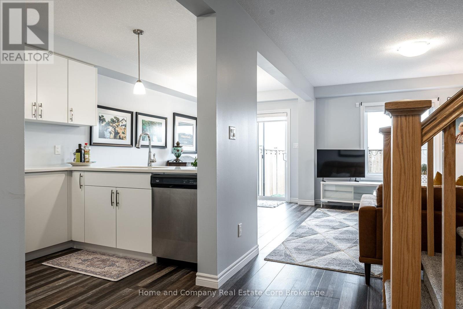 376 Bradshaw Drive, Stratford, Ontario  N5A 0K2 - Photo 4 - X13102642