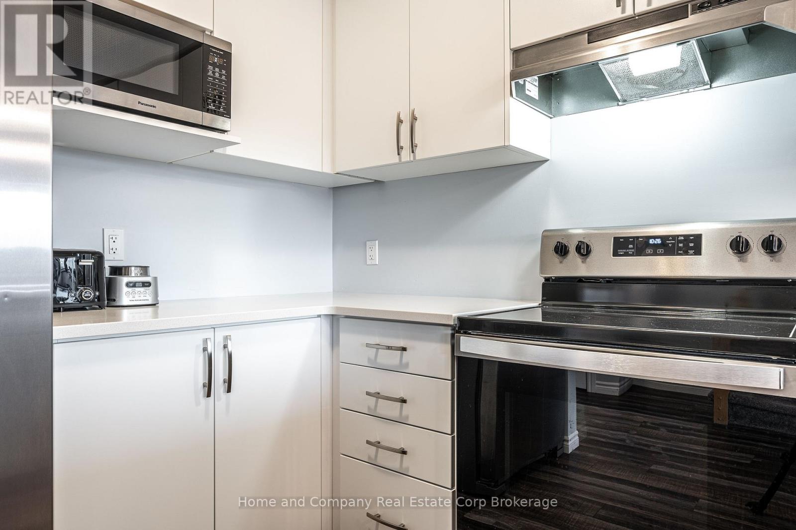 376 Bradshaw Drive, Stratford, Ontario  N5A 0K2 - Photo 6 - X13102642