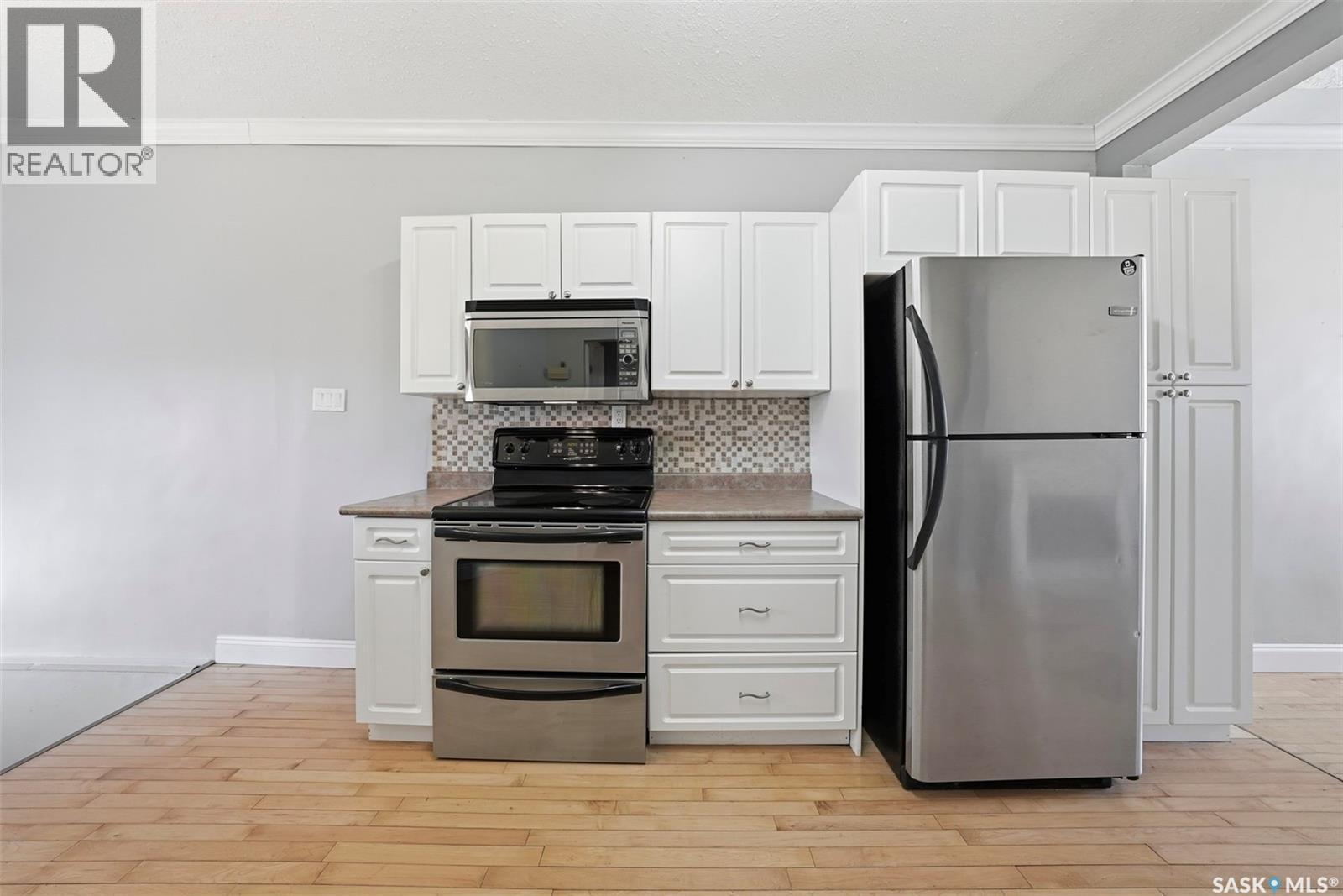 404 D Avenue S, Saskatoon, Saskatchewan  S7M 1R4 - Photo 10 - SK035449