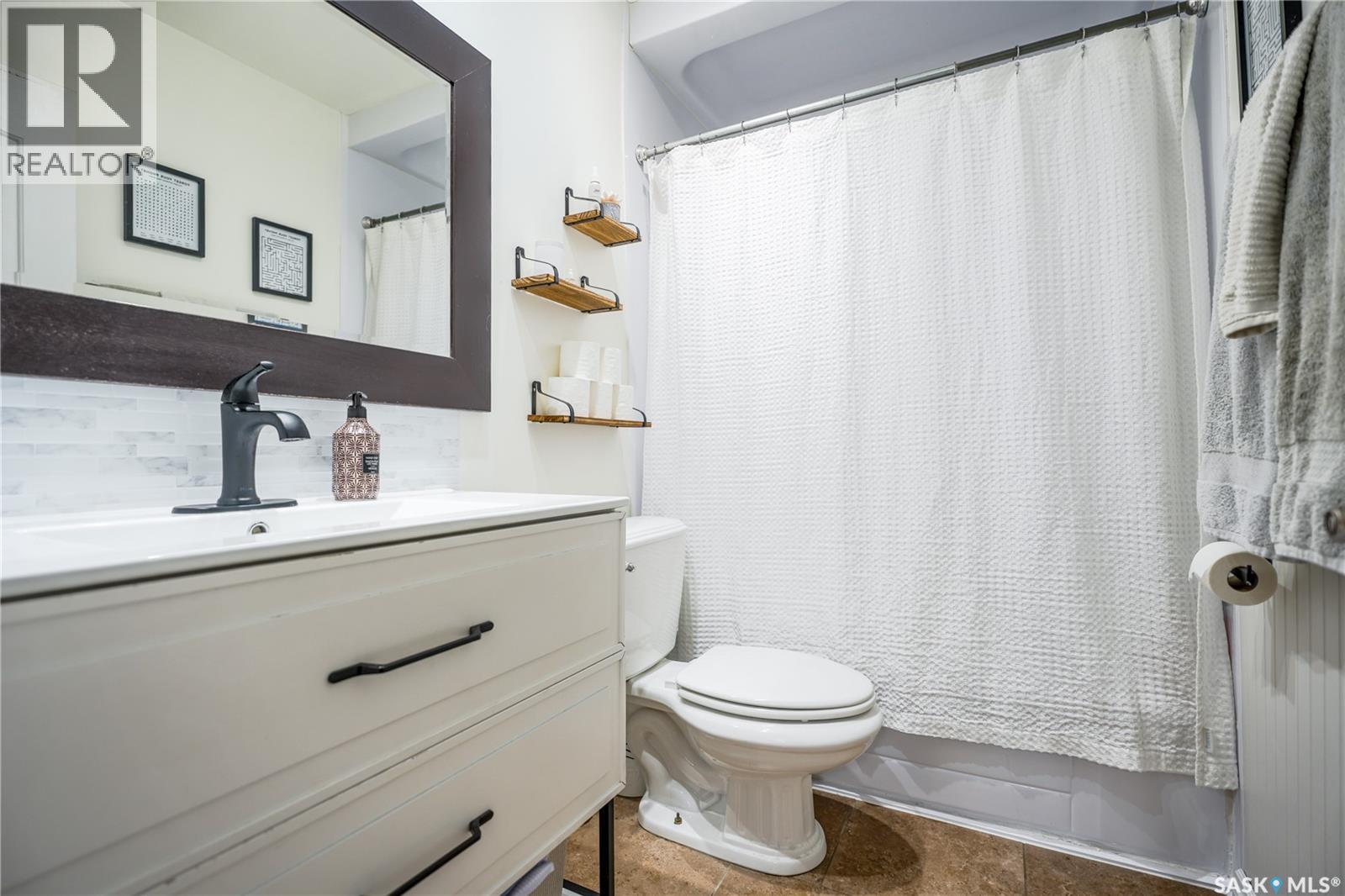 334 Robinson Street, Regina, Saskatchewan  S4R 3R2 - Photo 18 - SK035315