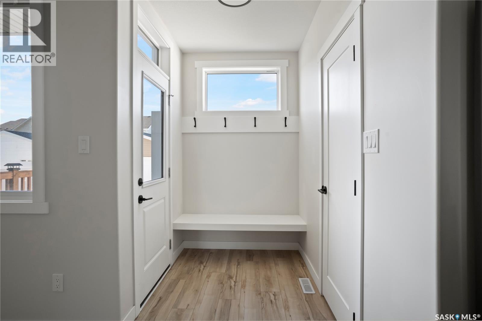 4744 Buckingham Drive, Regina, Saskatchewan  S4V 3X8 - Photo 14 - SK035249