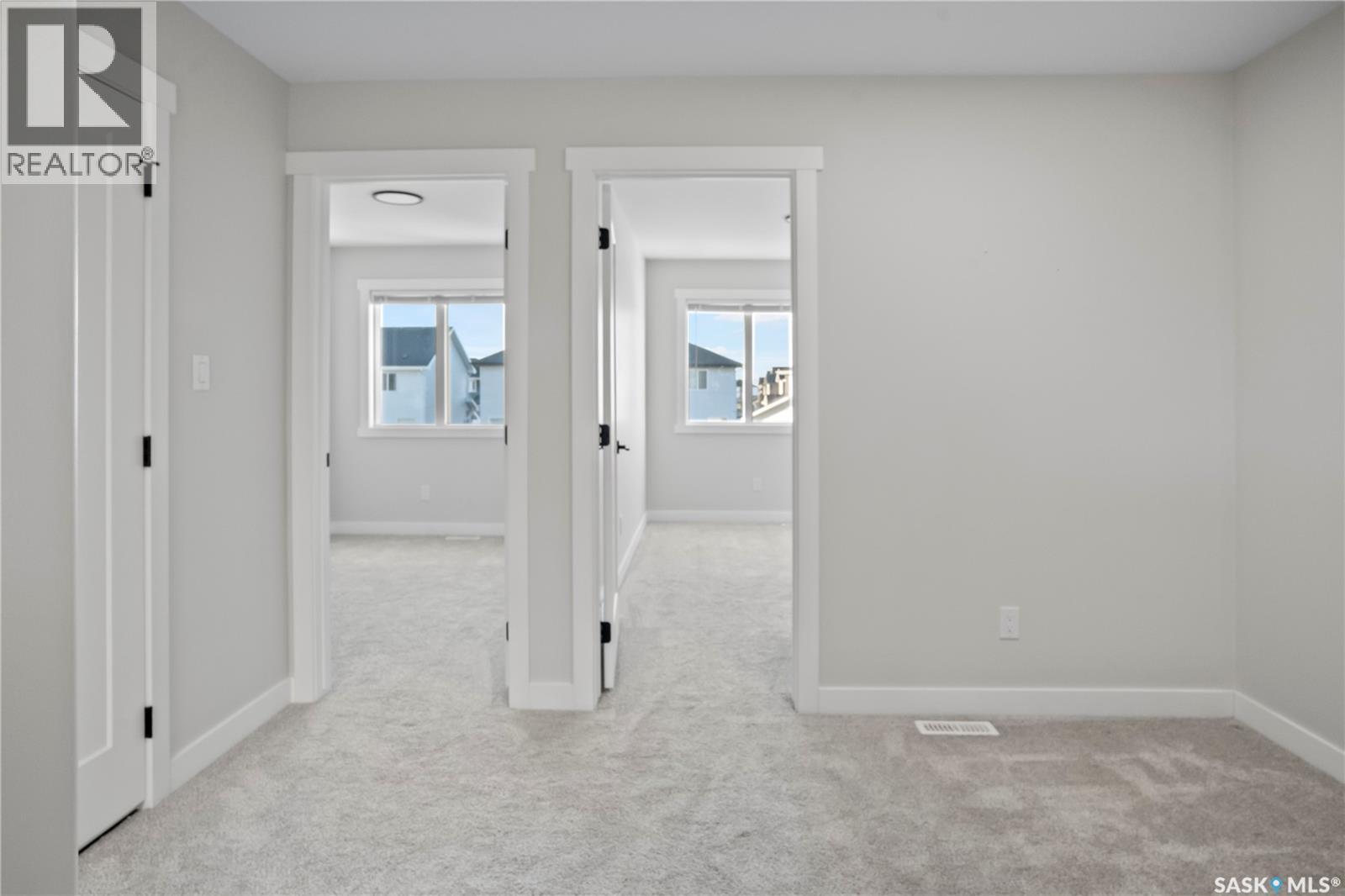 4744 Buckingham Drive, Regina, Saskatchewan  S4V 3X8 - Photo 19 - SK035249