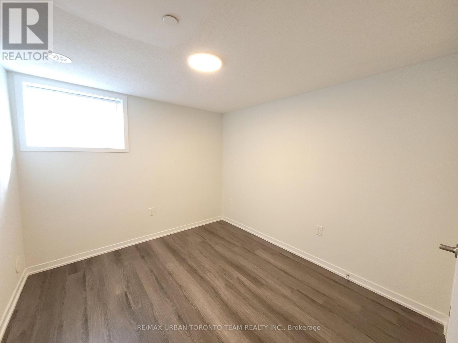 272 - 150 Honeycrisp Cres Crescent, Vaughan, Ontario  L4K 5Z8 - Photo 8 - N13104104