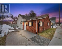 17 GROVE STREET W, Barrie, Ontario