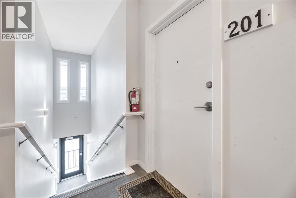 201, 235 Redstone Walk NE, Calgary, Alberta  T3N 1M6 - Photo 6 - A2283948