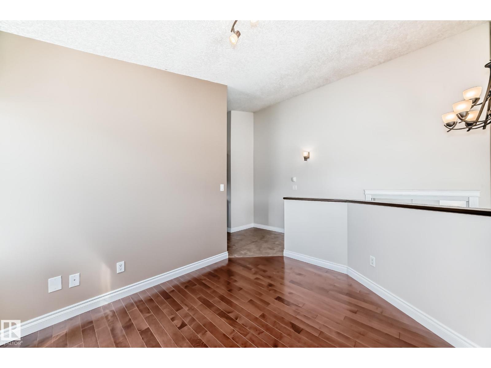 1221 Cunningham Dr Sw, Edmonton, Alberta  T6W 6R2 - Photo 6 - E4486612