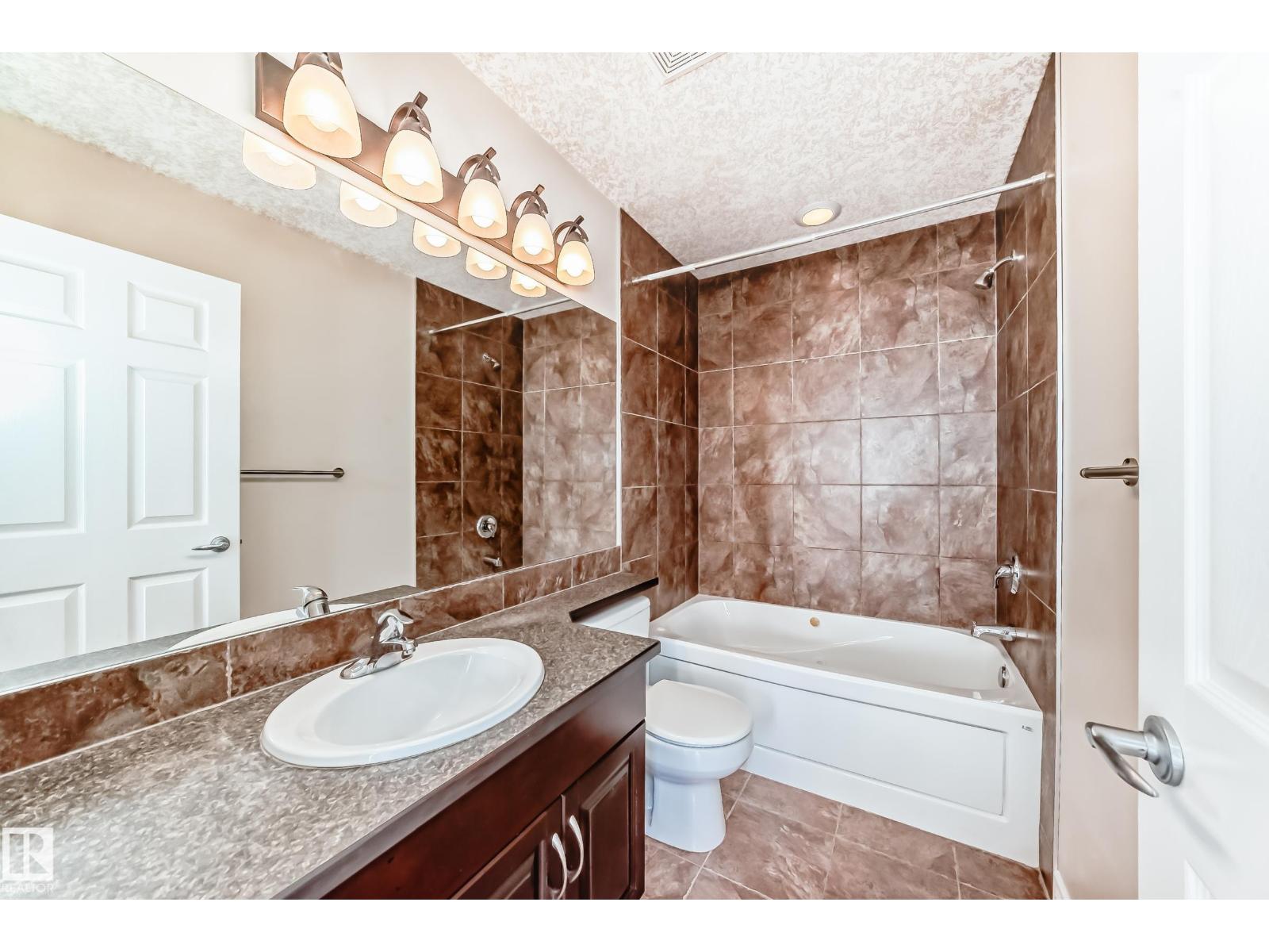 1221 Cunningham Dr Sw, Edmonton, Alberta  T6W 6R2 - Photo 30 - E4486612