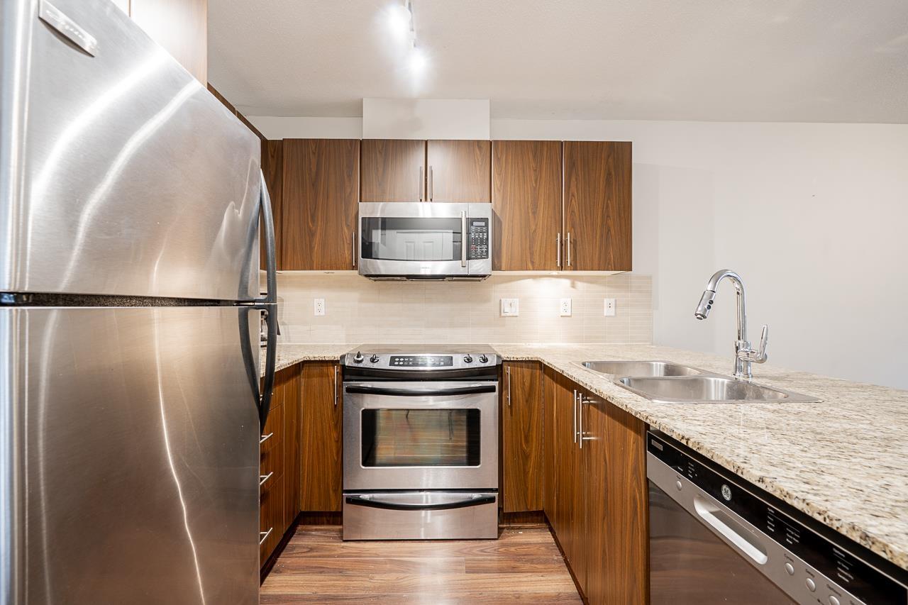 A213 8929 202 Street, Langley, British Columbia  V1M 0B4 - Photo 15 - R3121213