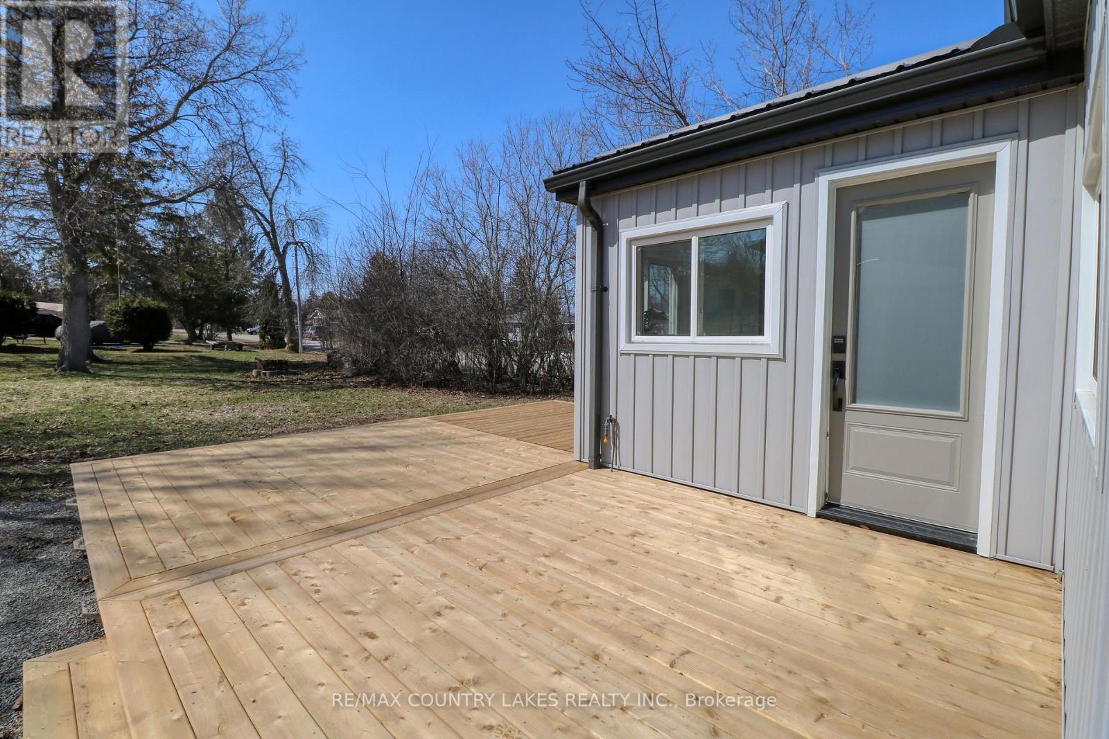 379 Church Street, Brock, Ontario  L0K 1A0 - Photo 3 - N12977038