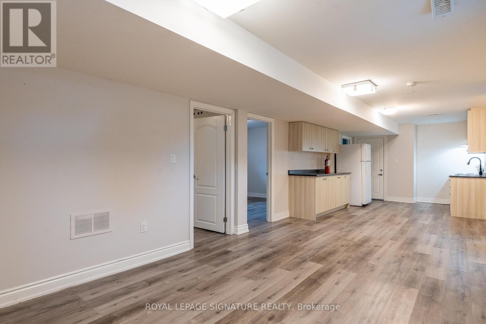 Lower - 5385 Durie Road, Mississauga, Ontario  L5M 2C8 - Photo 17 - W13104034