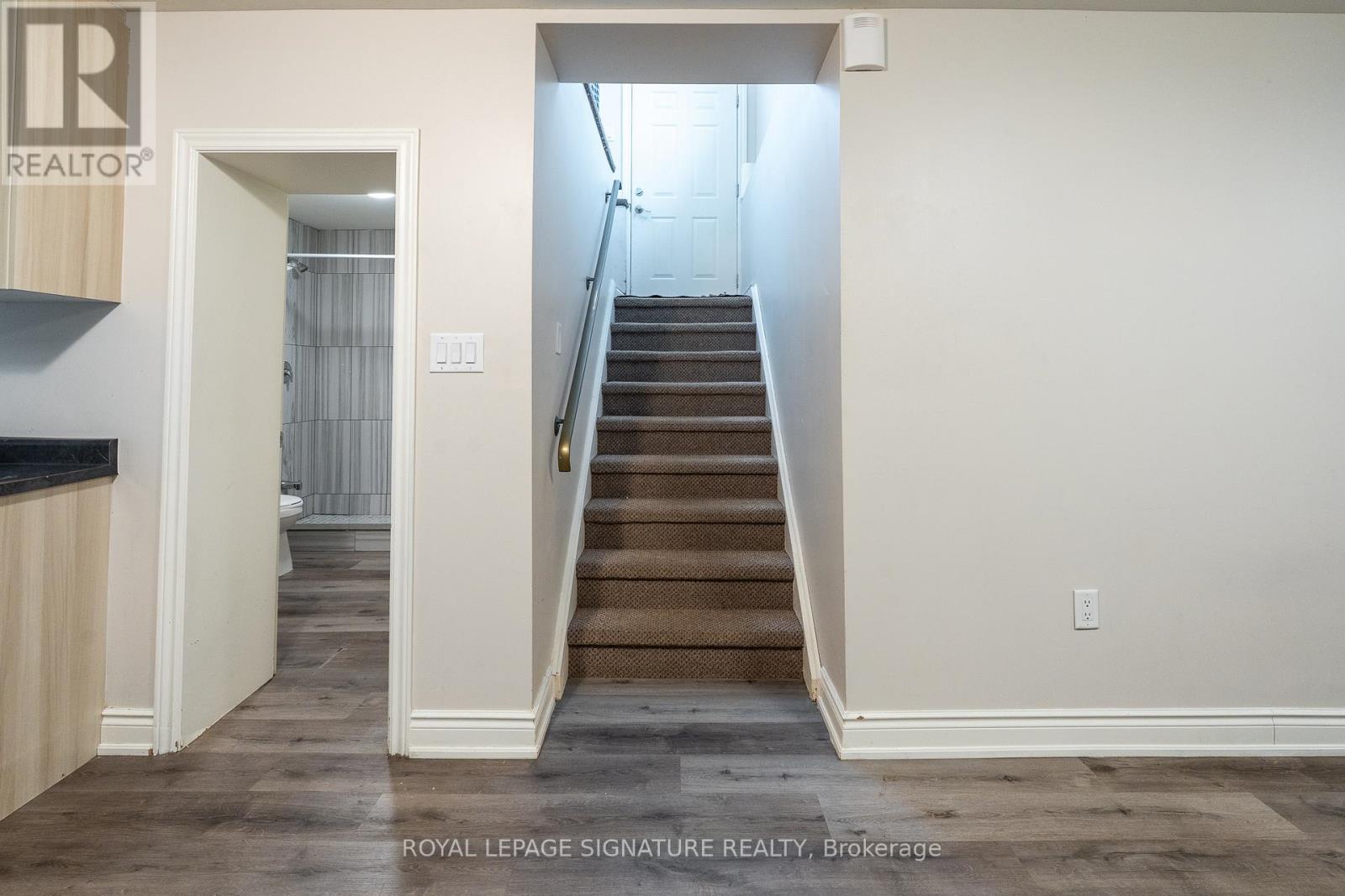 Lower - 5385 Durie Road, Mississauga, Ontario  L5M 2C8 - Photo 7 - W13104034