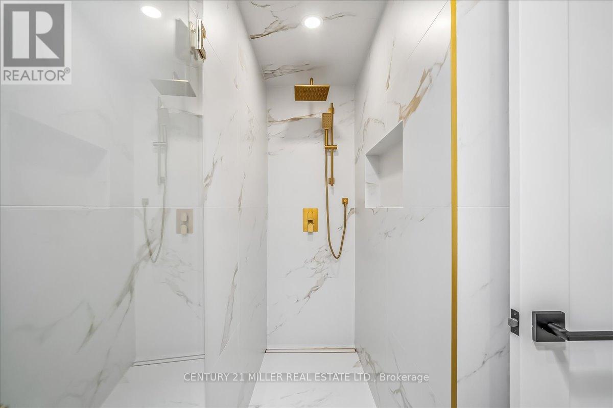 4505 Spruce Avenue, Burlington, Ontario  L7L 1M5 - Photo 17 - W13104062