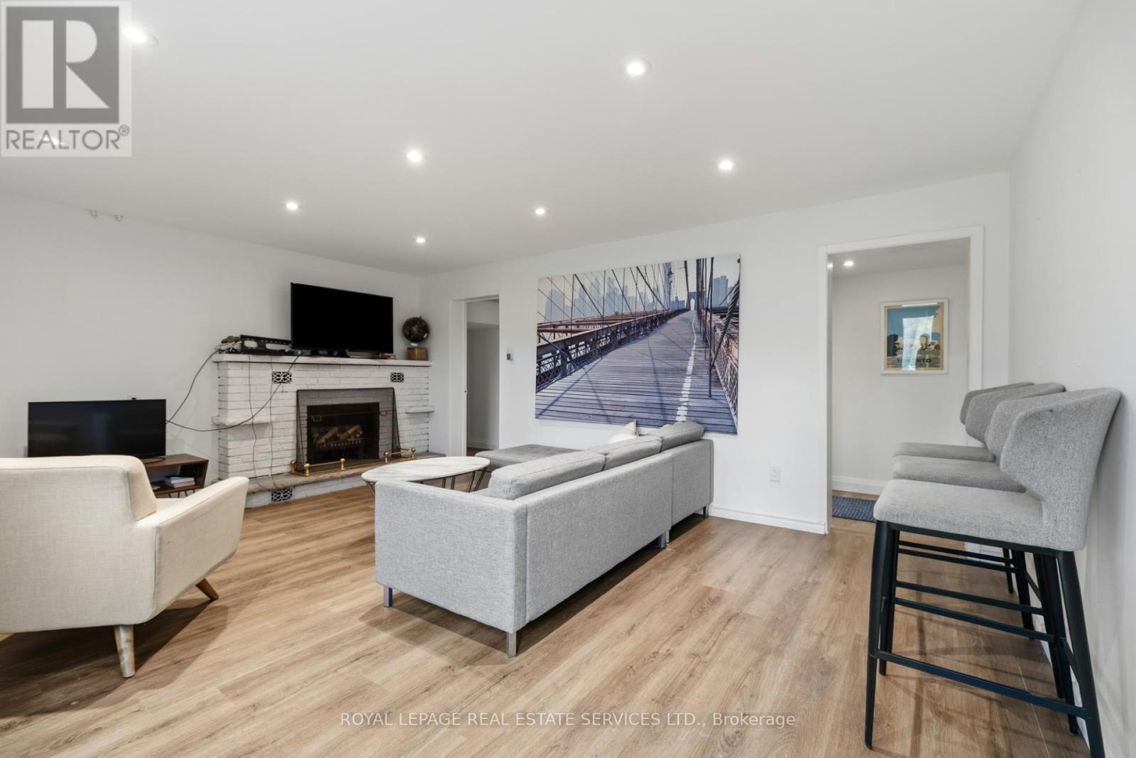 76 Glenellen Drive E, Toronto, Ontario  M8Y 2H1 - Photo 29 - W13104088