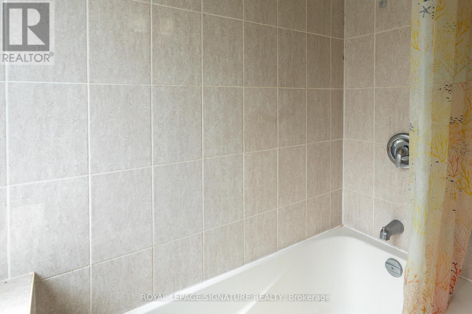 Upper - 52 Wellington Street W, Brampton, Ontario  L6Y 1K9 - Photo 8 - W13104114