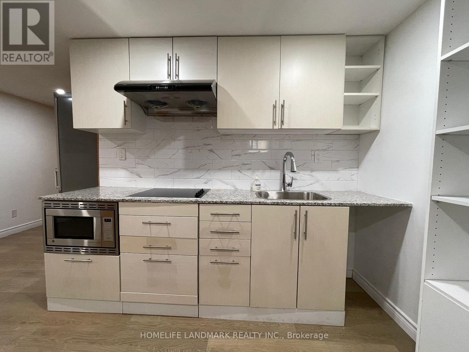 Basement - 3523 Orion Crescent, Mississauga, Ontario  L5C 2H7 - Photo 7 - W13104138