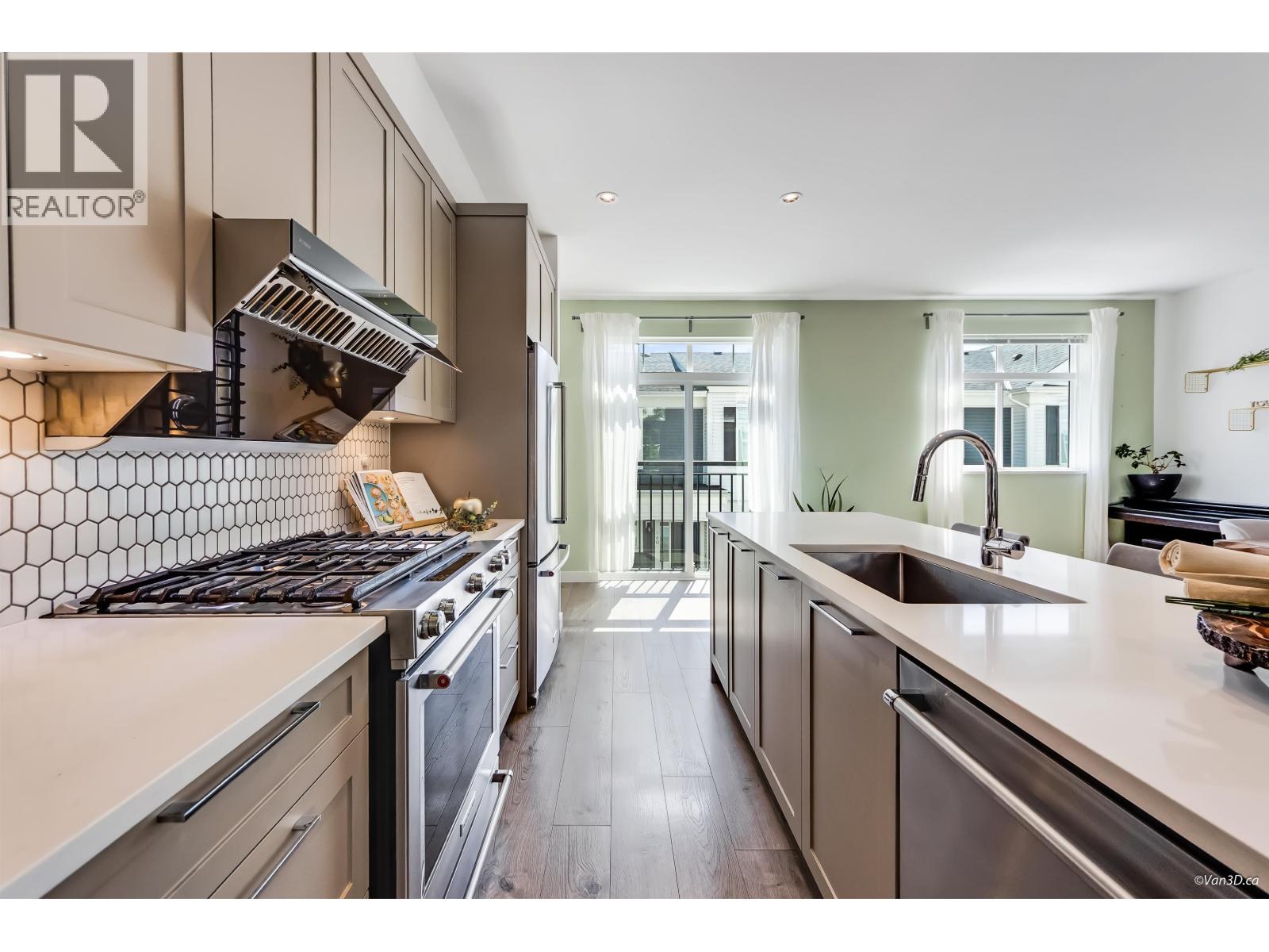 163 1220 Rocklin Street, Coquitlam, British Columbia  V3B 0R6 - Photo 8 - R3119747