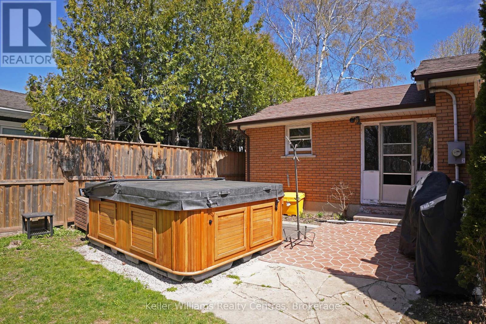 458 Market Street, Saugeen Shores, Ontario  N0H 2C2 - Photo 38 - X12888222