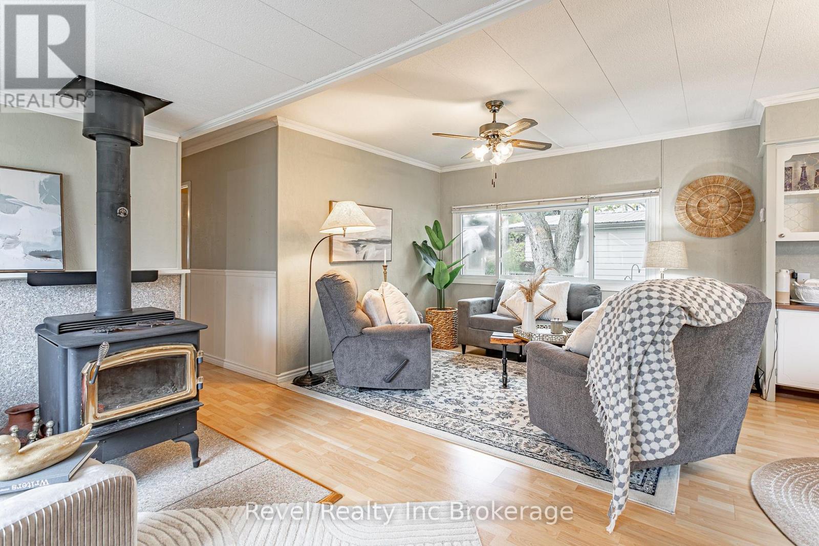 9 3rd Street, Norfolk, Ontario  N4B 2W6 - Photo 3 - X13104316