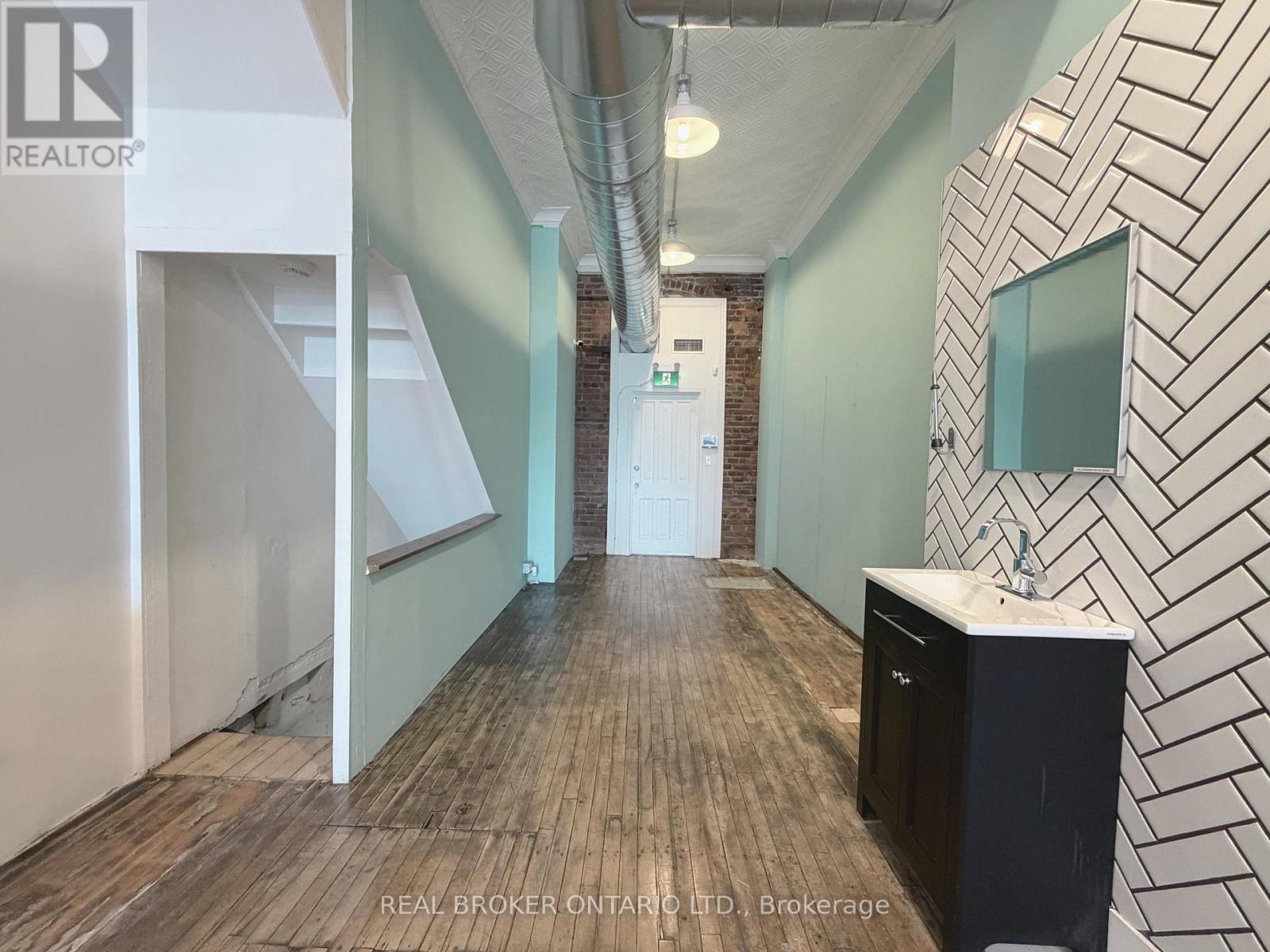 1 - 203 King Street E, Hamilton, Ontario  L8N 1B3 - Photo 3 - X13103964