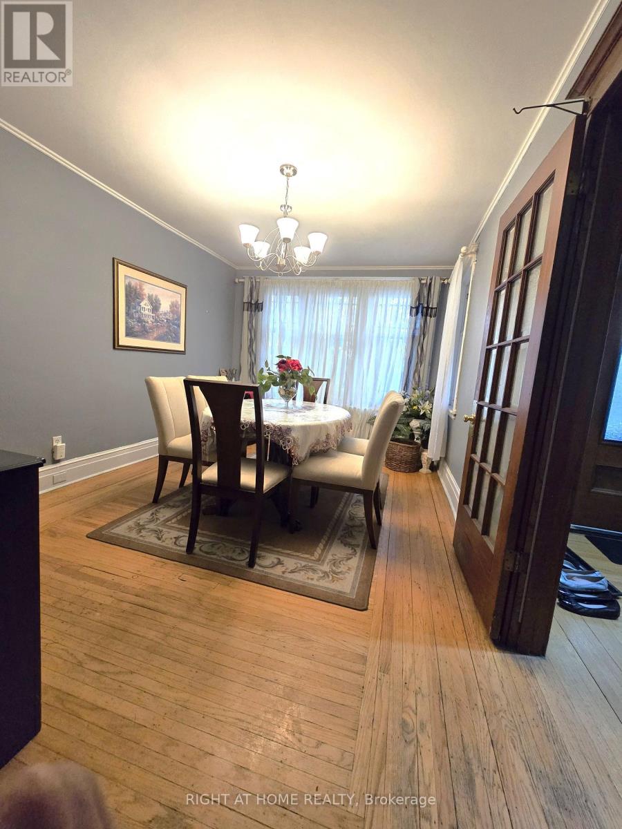 1088 King Street E, Hamilton, Ontario  L8M 1E3 - Photo 4 - X13103996