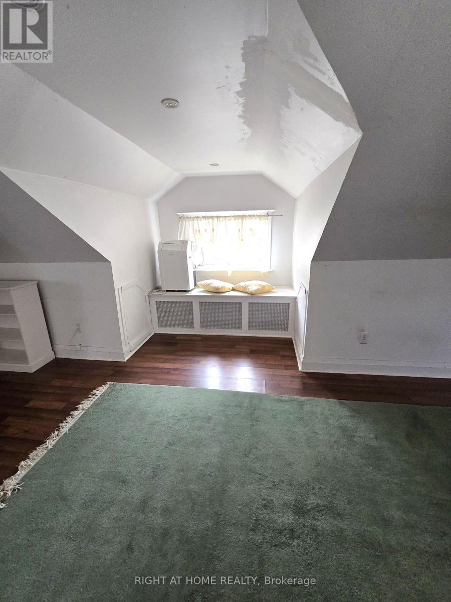 1088 King Street E, Hamilton, Ontario  L8M 1E3 - Photo 9 - X13103996
