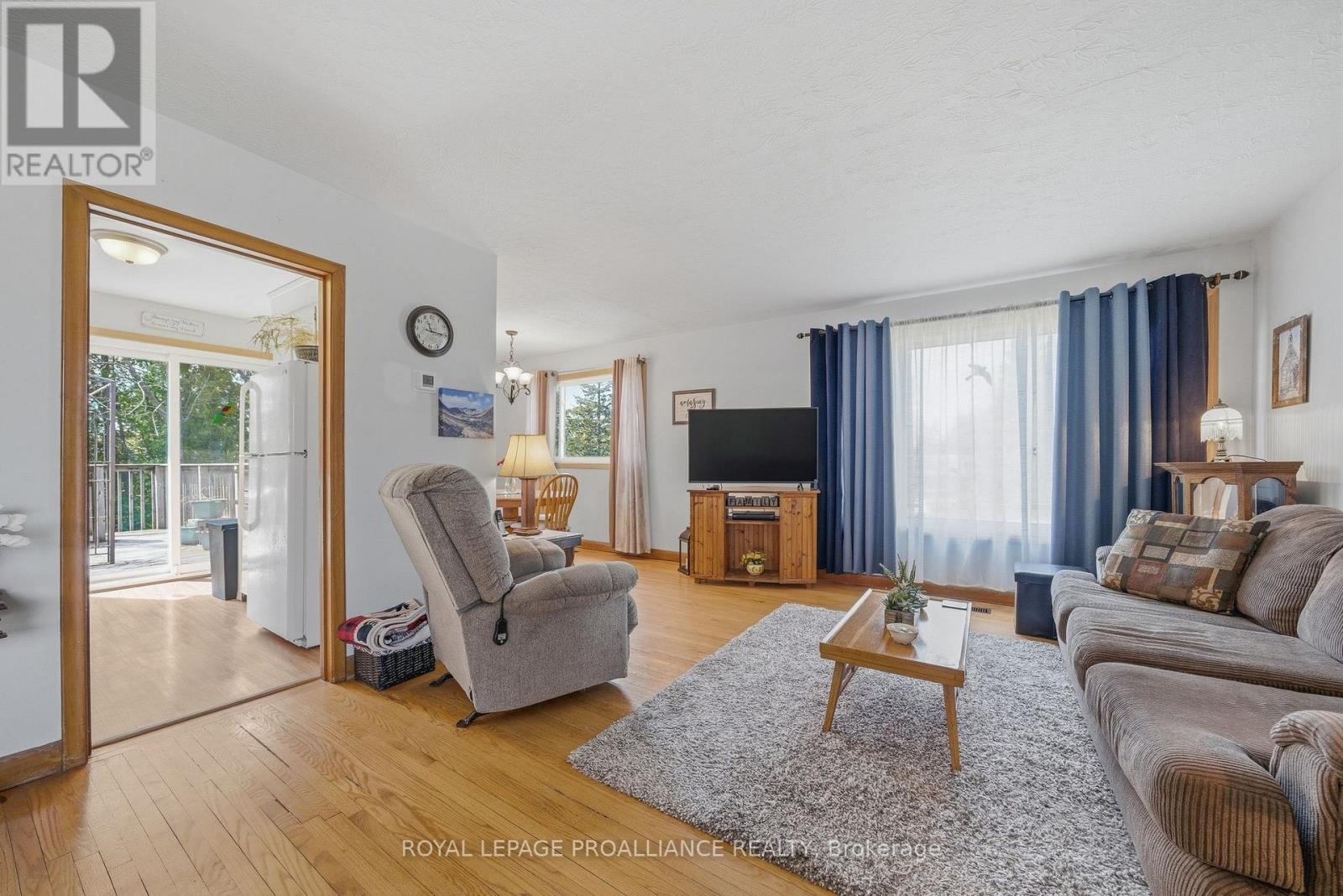 131 Lock Road, Quinte West, Ontario  K8V 5P6 - Photo 6 - X13048230