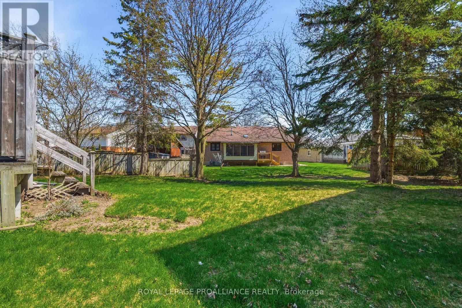 125 Tracey Park Drive, Belleville, Ontario  K8P 5C7 - Photo 49 - X13057110