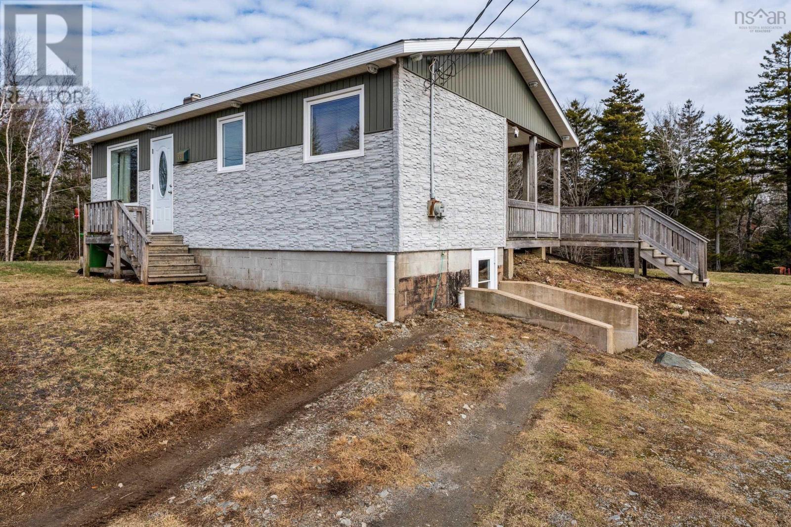 39 Oakridge Road, Church Point, Nova Scotia  B0W 1M0 - Photo 11 - 202605214