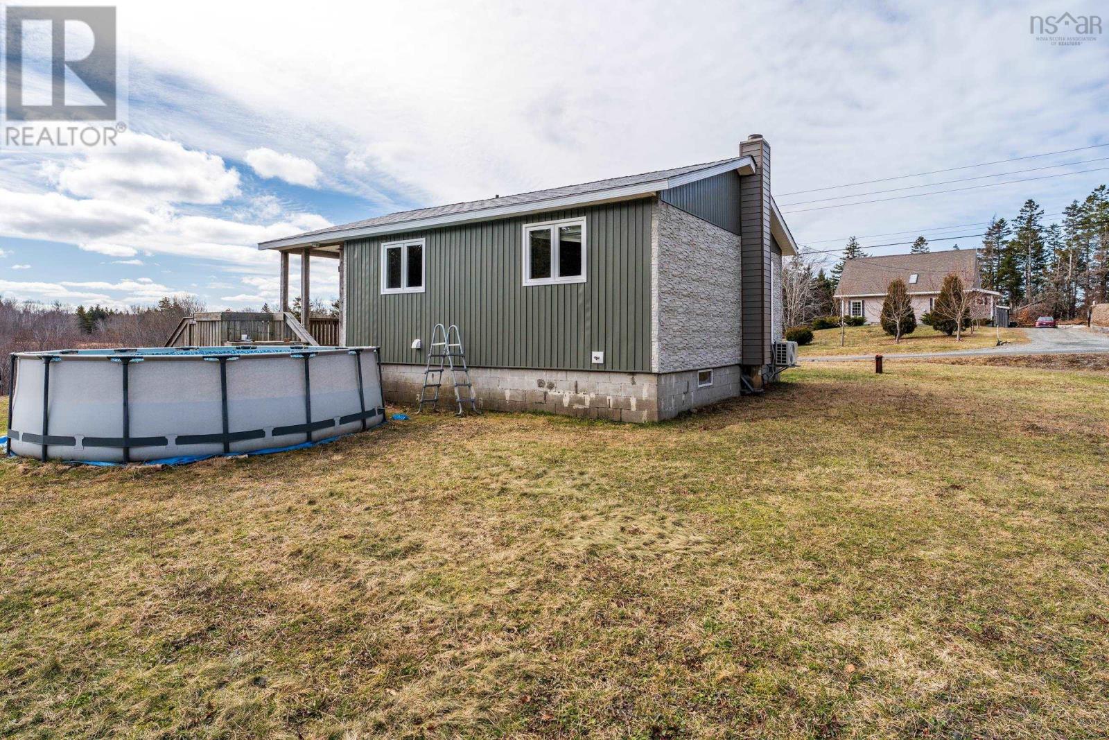 39 Oakridge Road, Church Point, Nova Scotia  B0W 1M0 - Photo 7 - 202605214