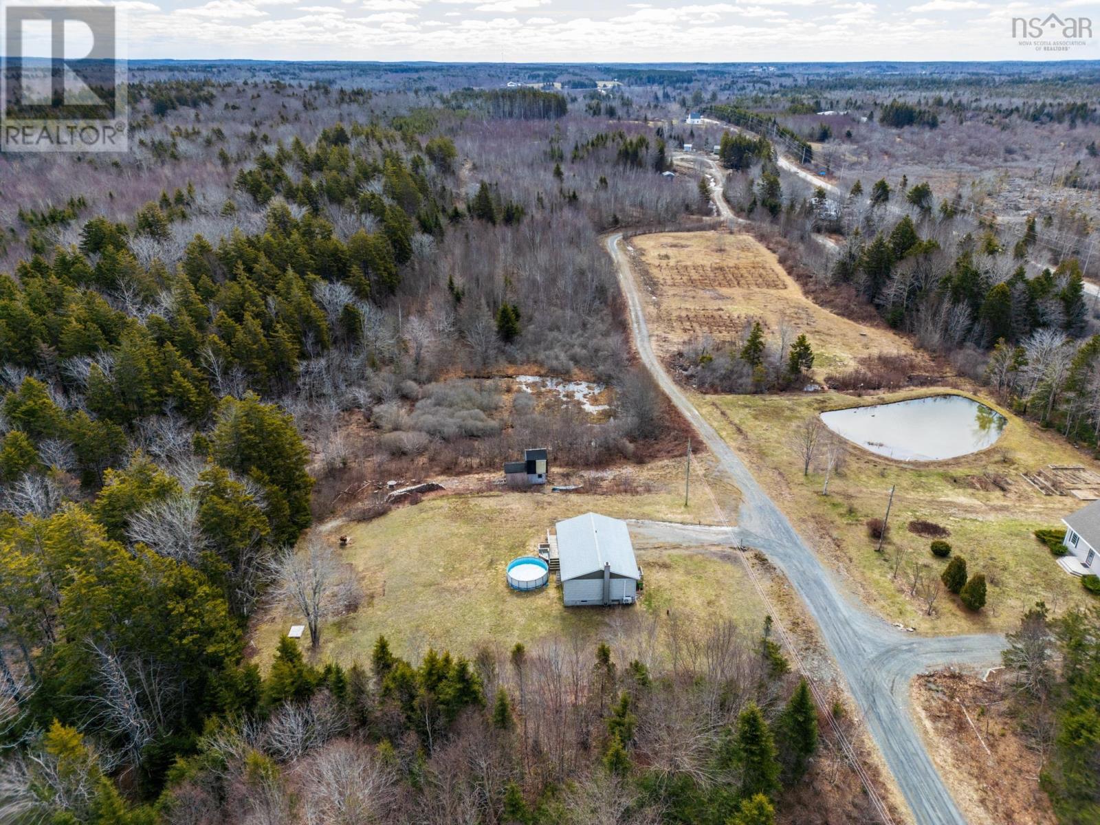39 Oakridge Road, Church Point, Nova Scotia  B0W 1M0 - Photo 43 - 202605214