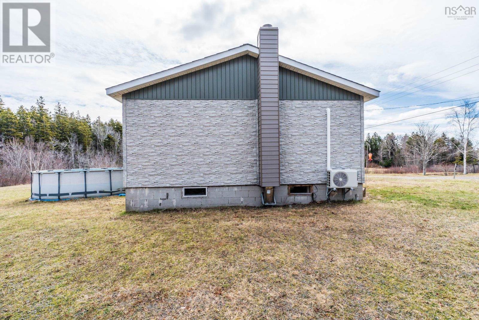 39 Oakridge Road, Church Point, Nova Scotia  B0W 1M0 - Photo 6 - 202605214