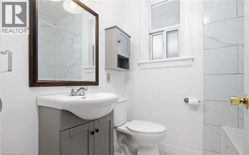 542 Walmer Road Unit# Upper, Hamilton, Ontario  L8H 3E6 - Photo 6 - 40828657