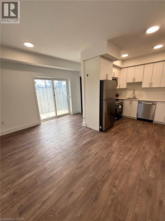 6638 Mcleod Road Unit# 120, Niagara Falls, Ontario  L2G 3G5 - Photo 3 - 40828397