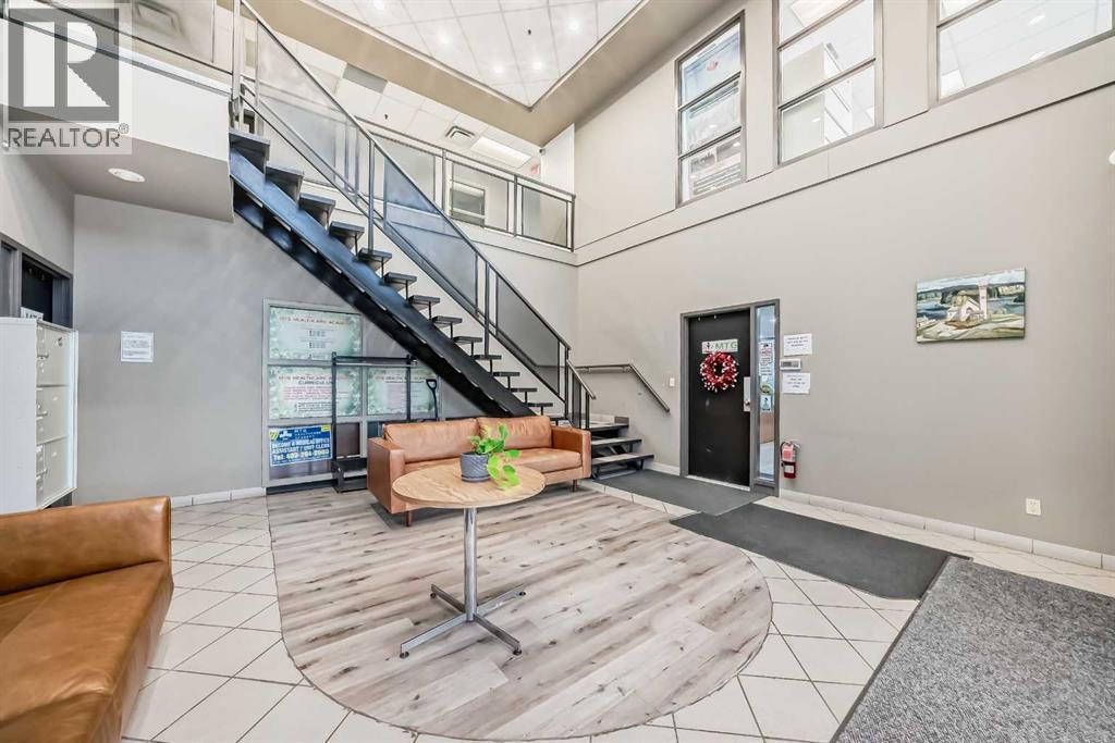 202, 1324 36 Avenue NE, Calgary, Alberta