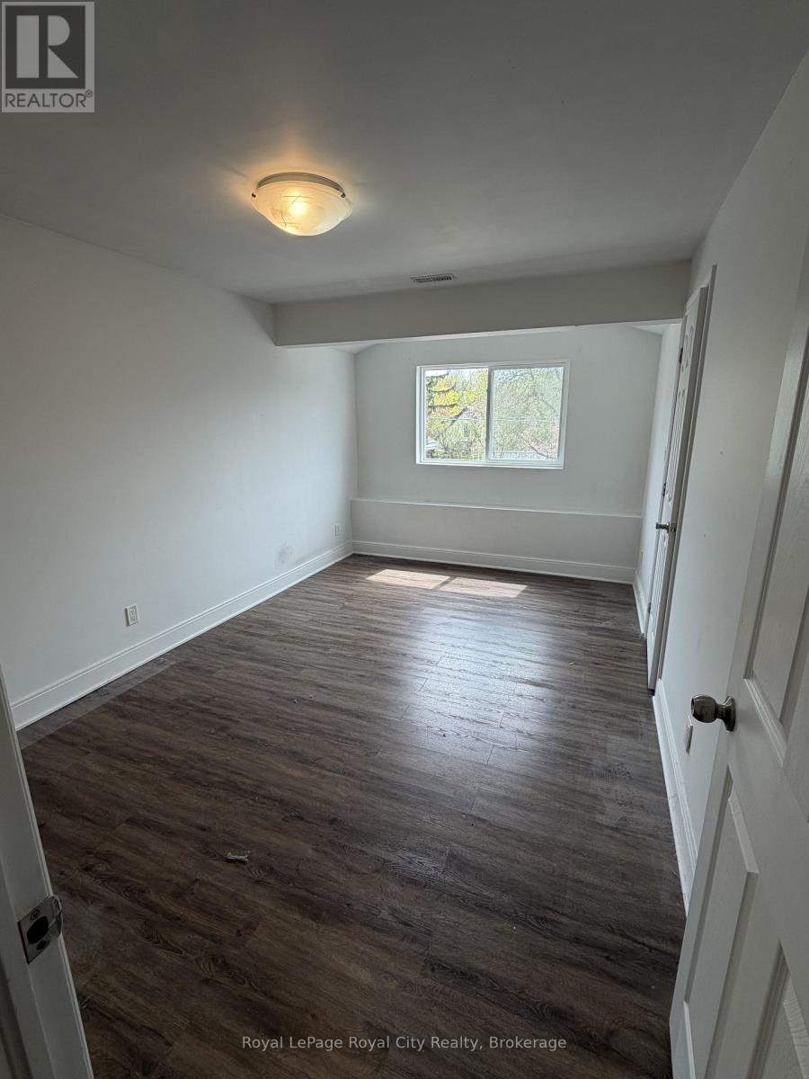 1 - 563 Woolwich Street, Guelph, Ontario  N1H 3Y4 - Photo 10 - X12846912