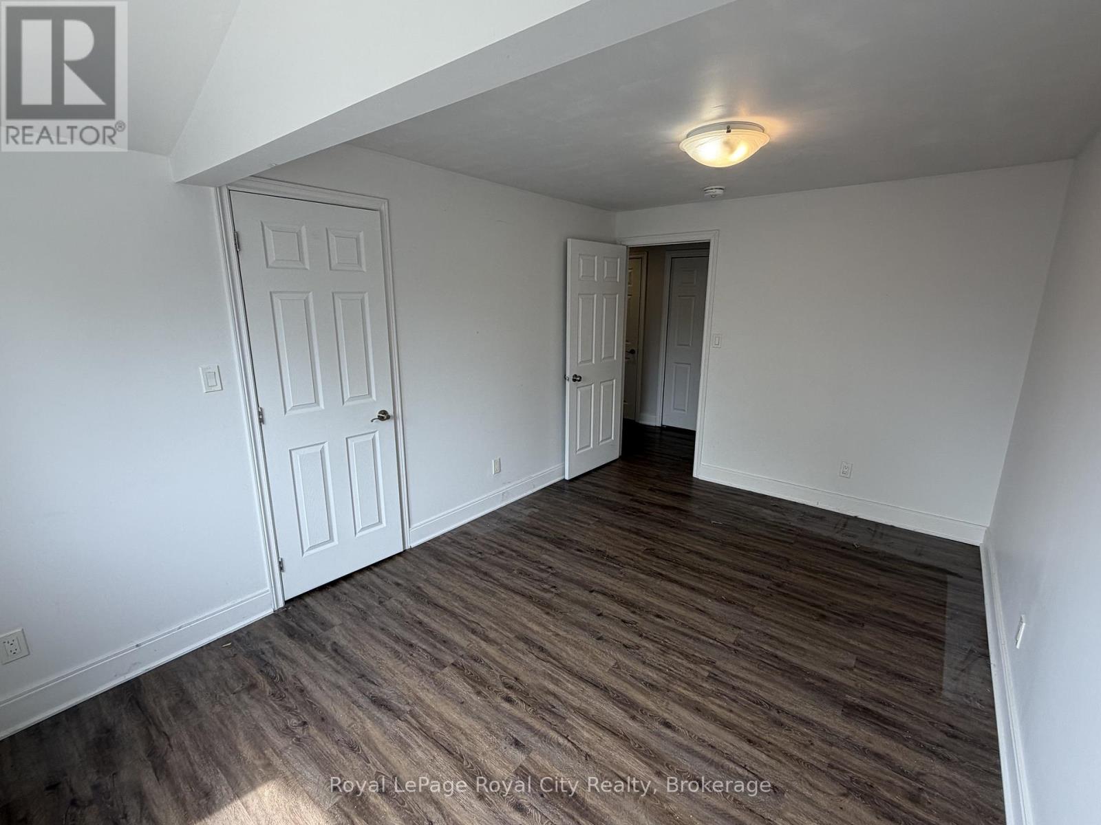 1 - 563 Woolwich Street, Guelph, Ontario  N1H 3Y4 - Photo 11 - X12846912