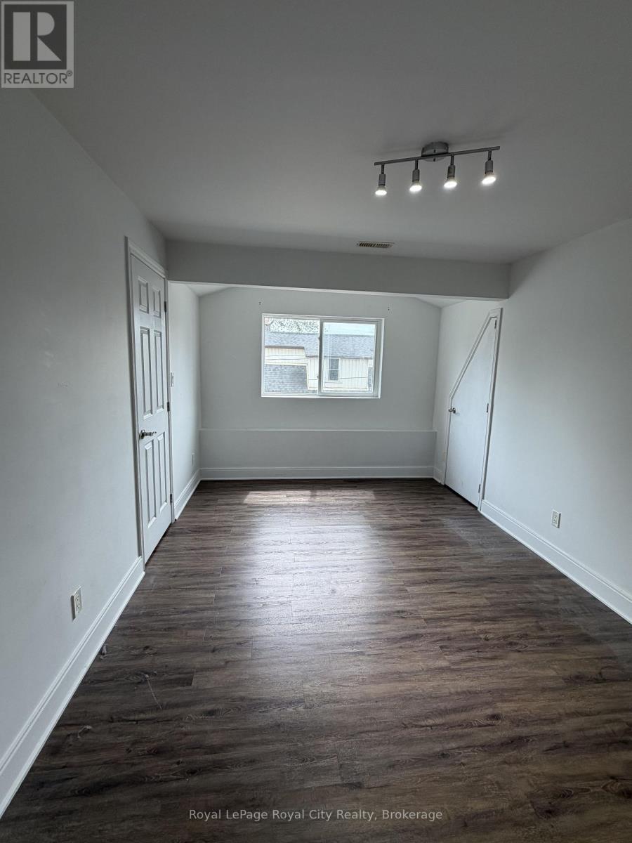 1 - 563 Woolwich Street, Guelph, Ontario  N1H 3Y4 - Photo 12 - X12846912