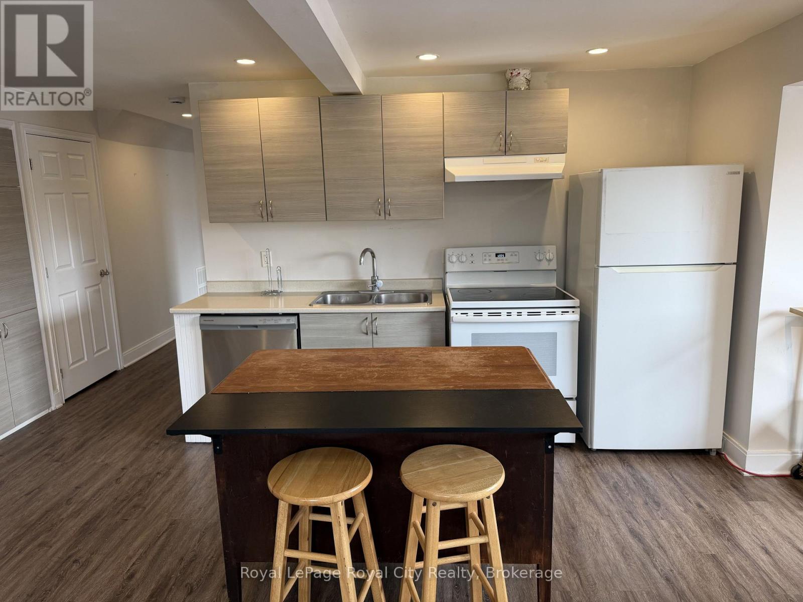 1 - 563 Woolwich Street, Guelph, Ontario  N1H 3Y4 - Photo 3 - X12846912