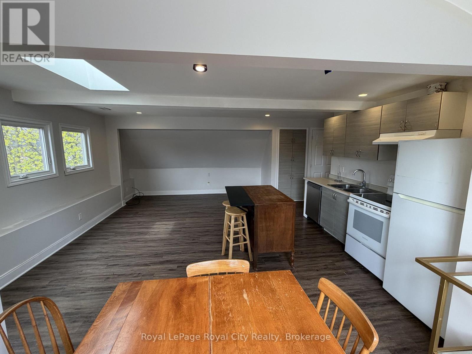 1 - 563 Woolwich Street, Guelph, Ontario  N1H 3Y4 - Photo 6 - X12846912