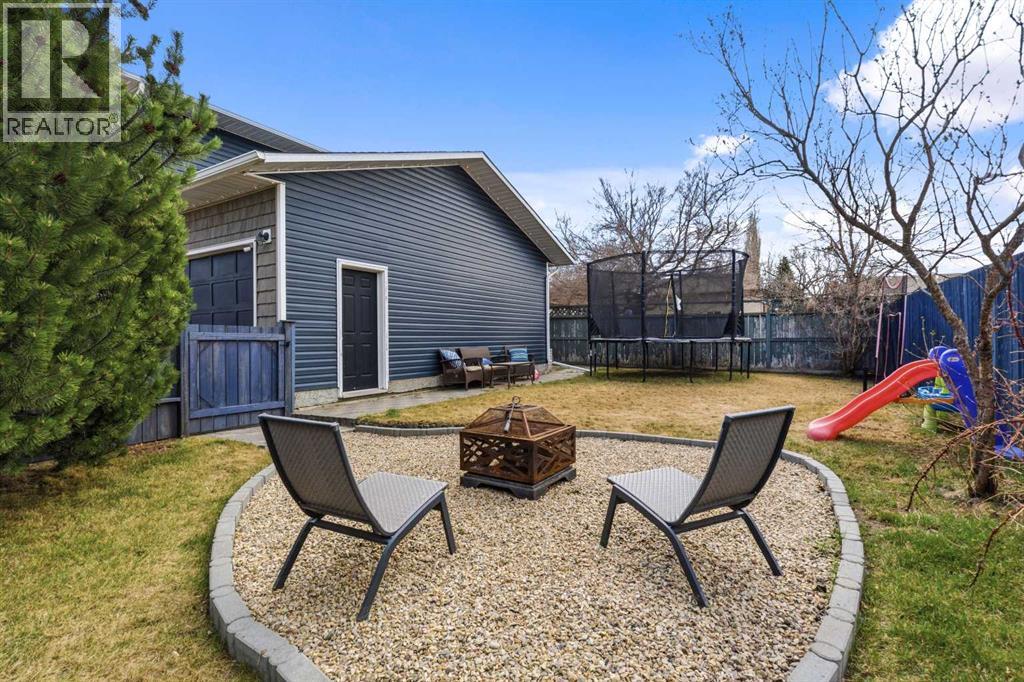 2 Pritchard Drive, Whitecourt, Alberta  T7S 1B7 - Photo 4 - A2308240