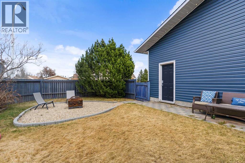 2 Pritchard Drive, Whitecourt, Alberta  T7S 1B7 - Photo 28 - A2308240