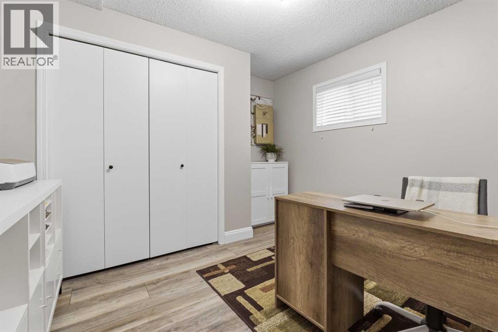 2 Pritchard Drive, Whitecourt, Alberta  T7S 1B7 - Photo 27 - A2308240