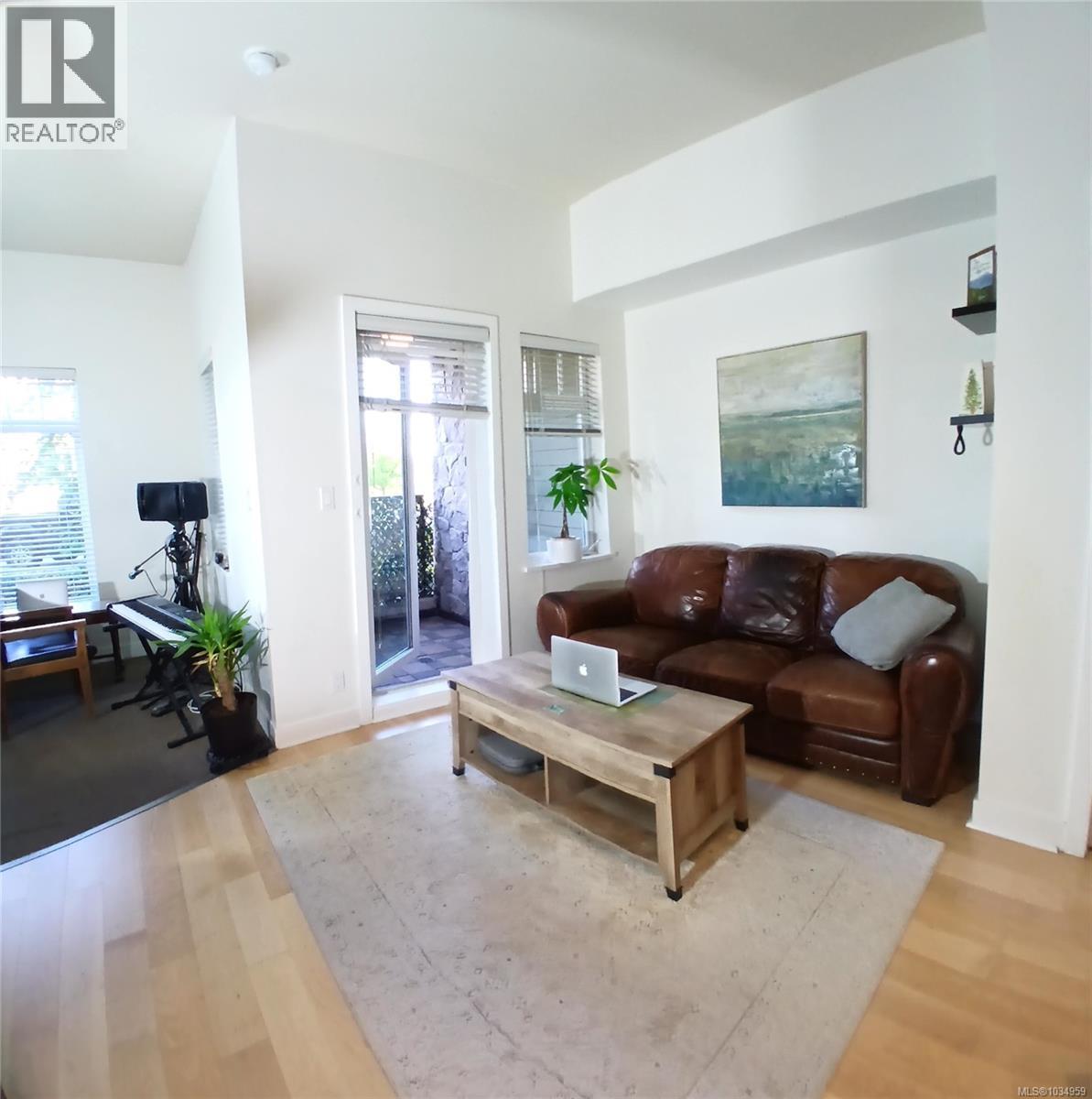 119 1395 Bear Mountain Pkwy, Langford, British Columbia  V9B 0E1 - Photo 1 - 1034959