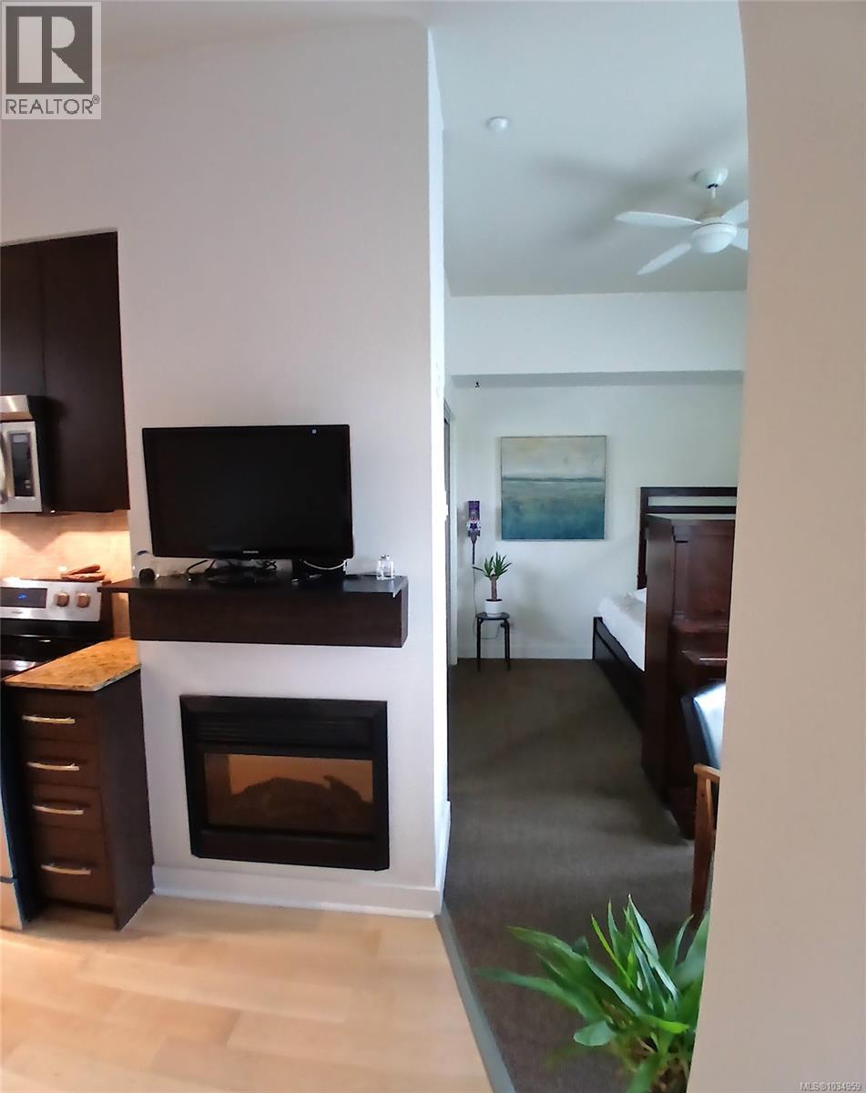 119 1395 Bear Mountain Pkwy, Langford, British Columbia  V9B 0E1 - Photo 3 - 1034959