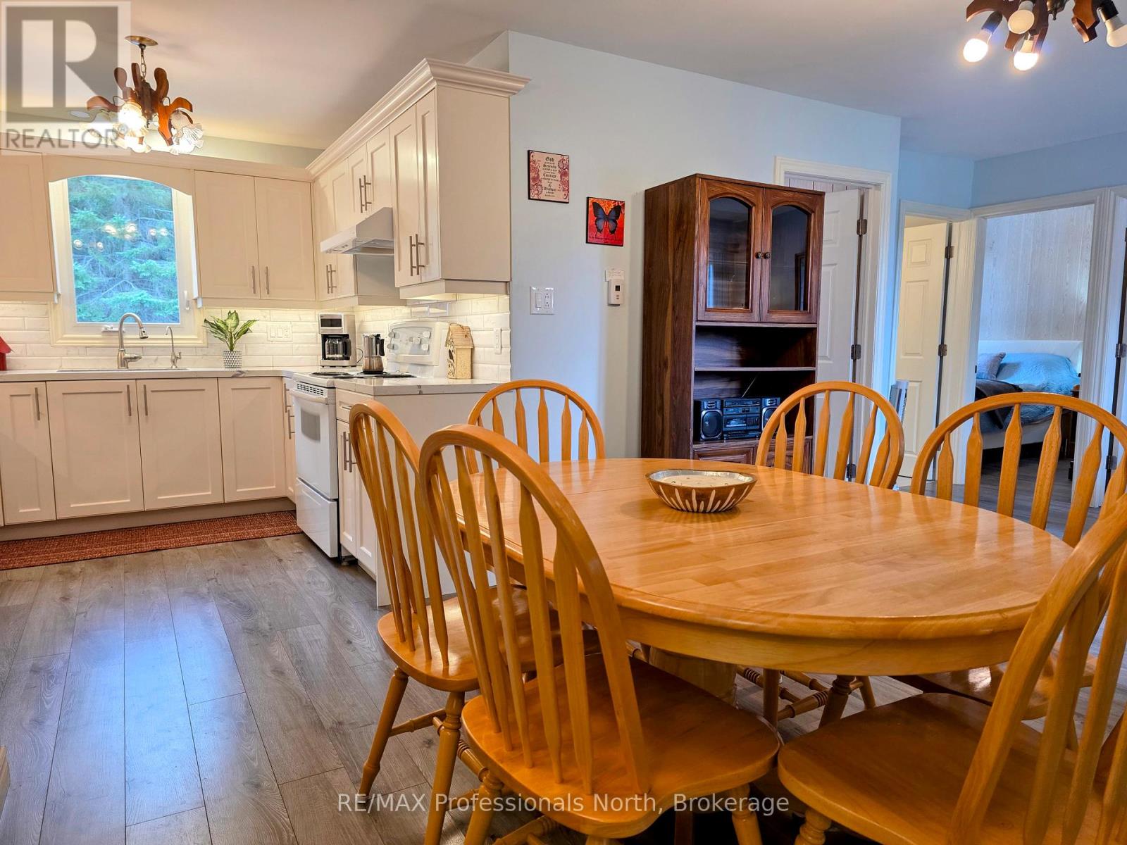 1037 West Road, Minden Hills, Ontario  K0M 1S0 - Photo 13 - X13104170